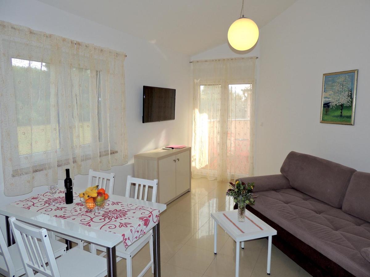 Villa Pineta Фажана Экстерьер фото